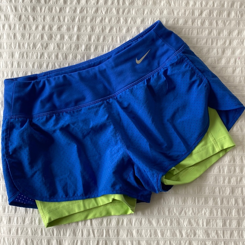 Nike | 2 in 1 Running Shorts | S